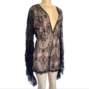 NEW VENUS Lace Long Sleeve Plunge Black Nude Romper shorts outfit jumpsuit